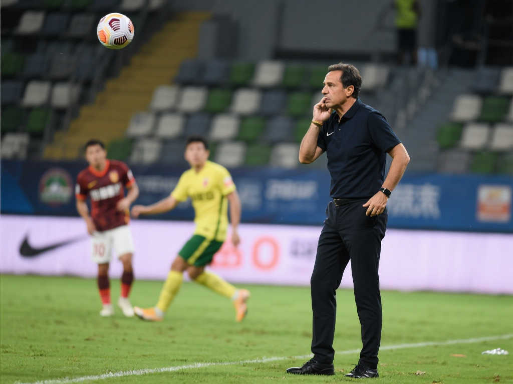 一些反對者 一些反對者